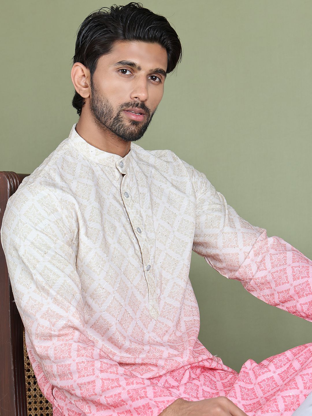 Jompers Ethnic Motifs Printed Sequinned Mandarin Collar Straight Kurta