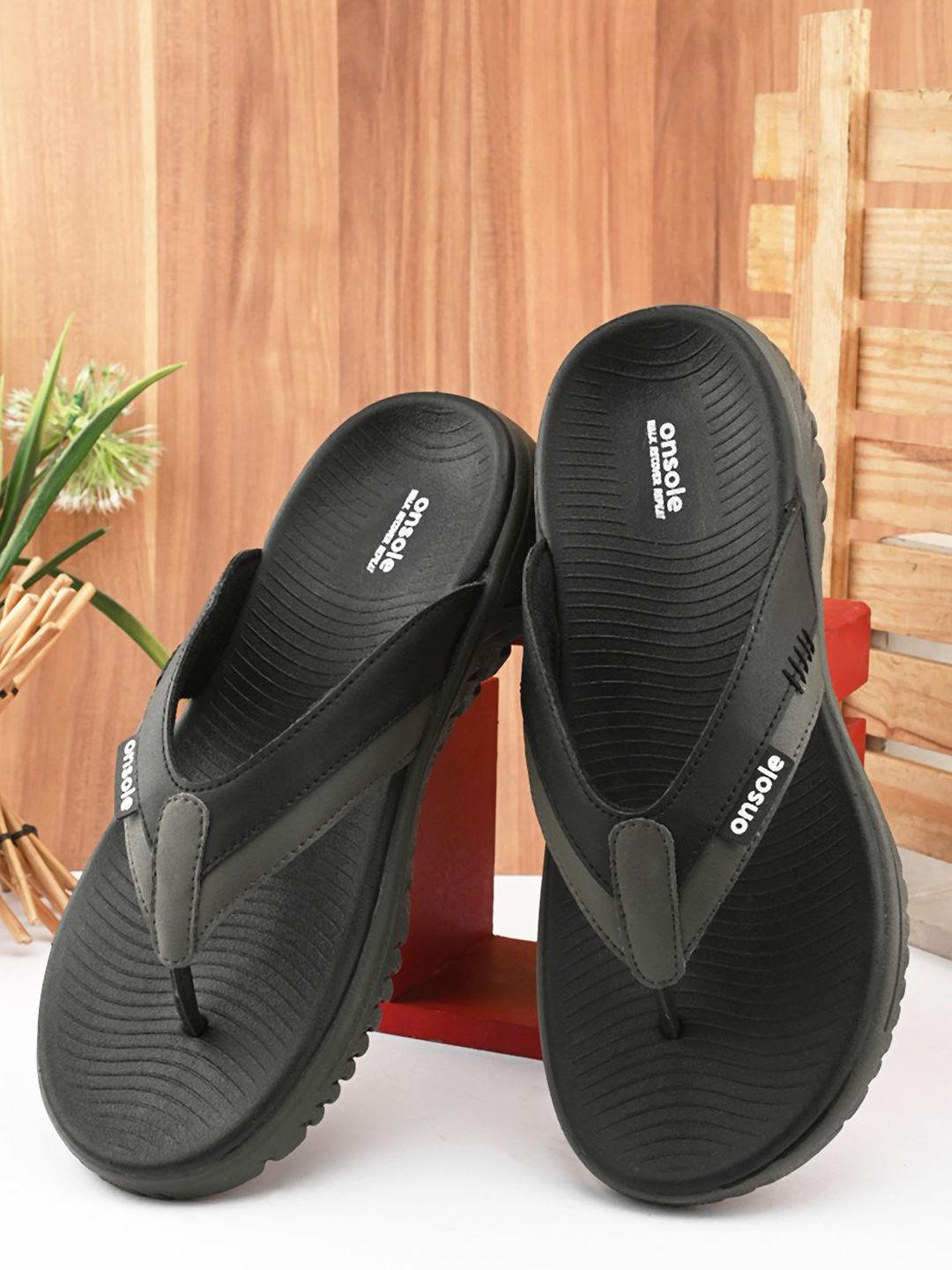 ONSOLE Men Rubber Thong Flip-Flops