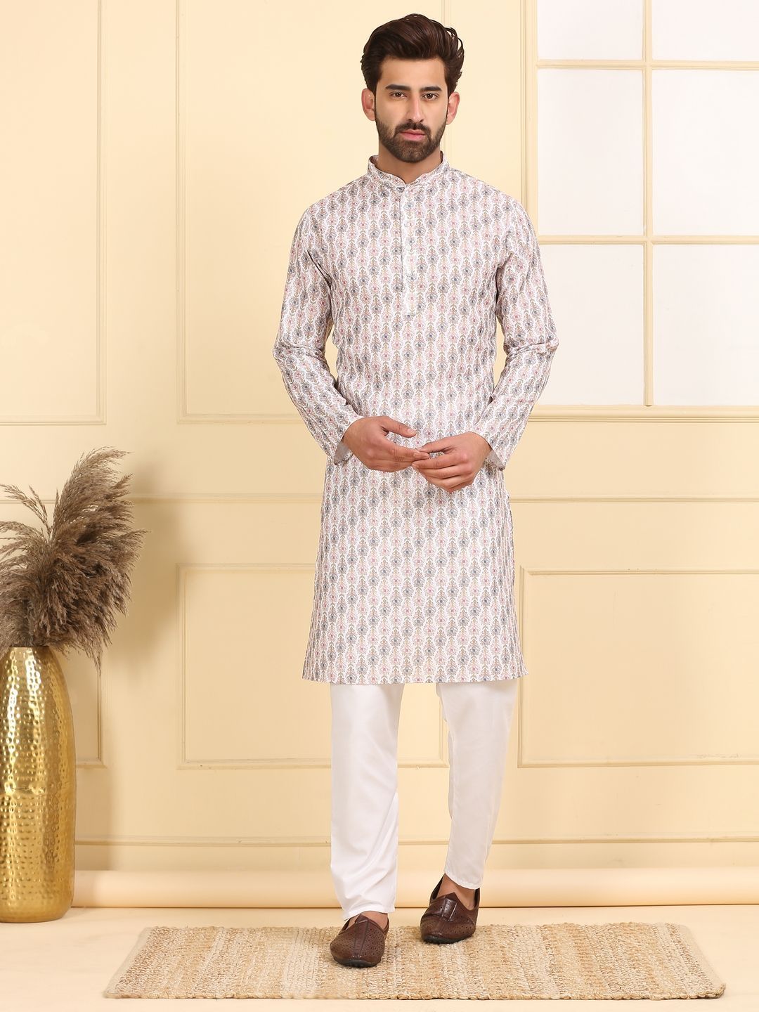 Larwa Ethnic Motifs Printed Mandarin Collar Straight Kurta