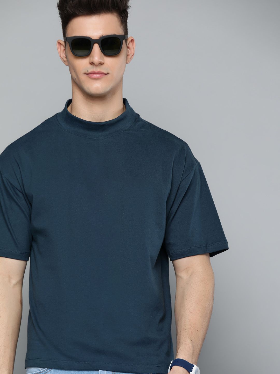 M&H Easy Men Navy Blue Cotton Solid Drop-Shoulder Sleeves T-shirt