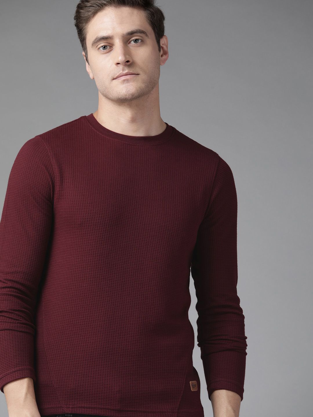 The Roadster Lifestyle Co Men Maroon Solid Waffle Texture T-shirt
