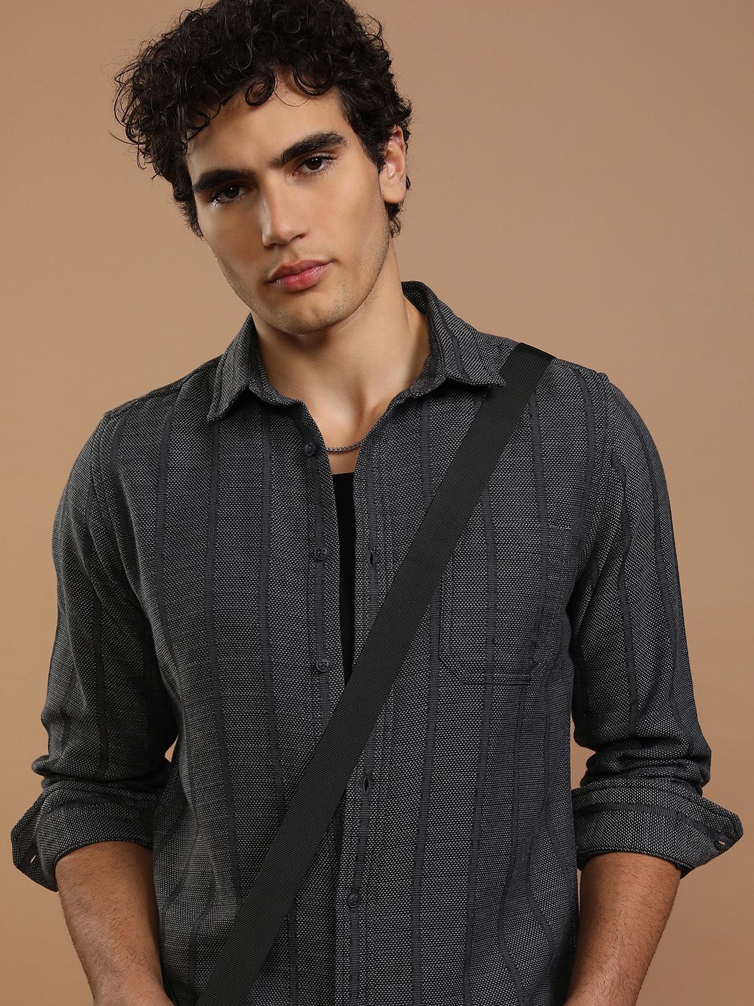 HIGHLANDER Men Slim Fit Opaque Striped Casual Shirt