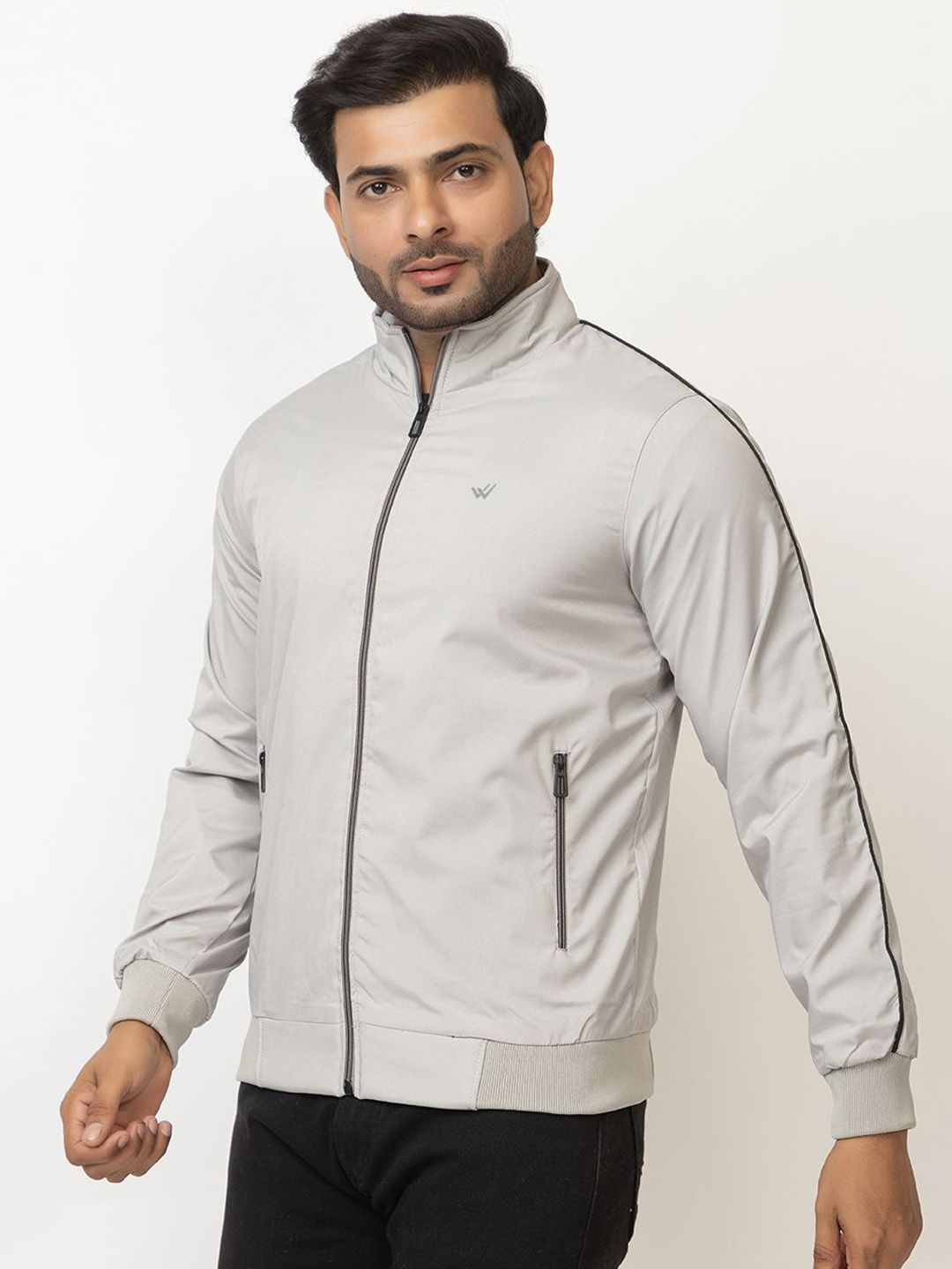 aNv88oeR_352a3620f7664f9ab2f1b