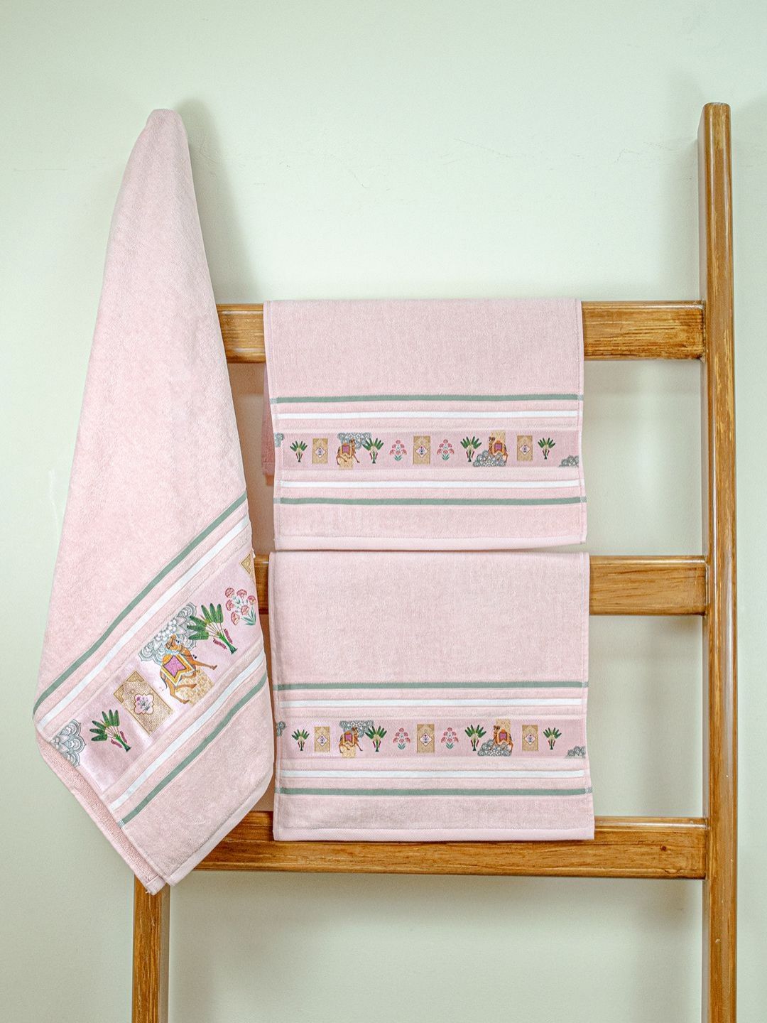 RANGOLI Peach-Coloured & Green 3 Pieces Printed Pure Cotton 460 GSM Towel Set