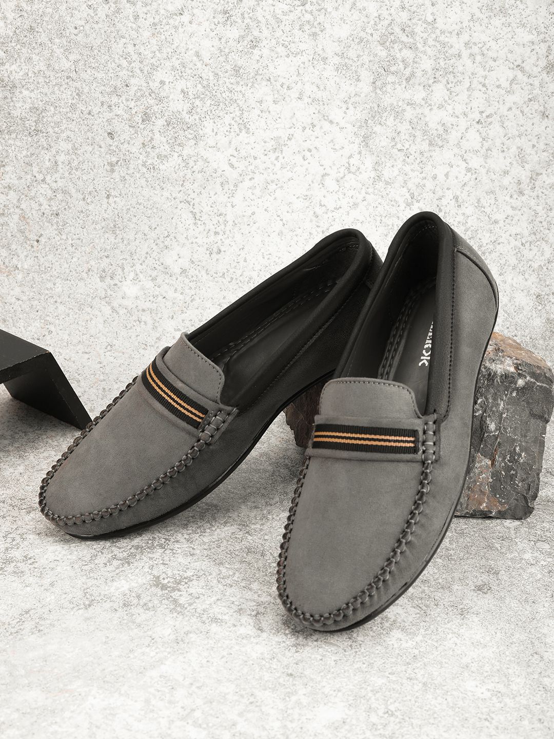 Killer Men Suede Round Toe Slip On Loafers