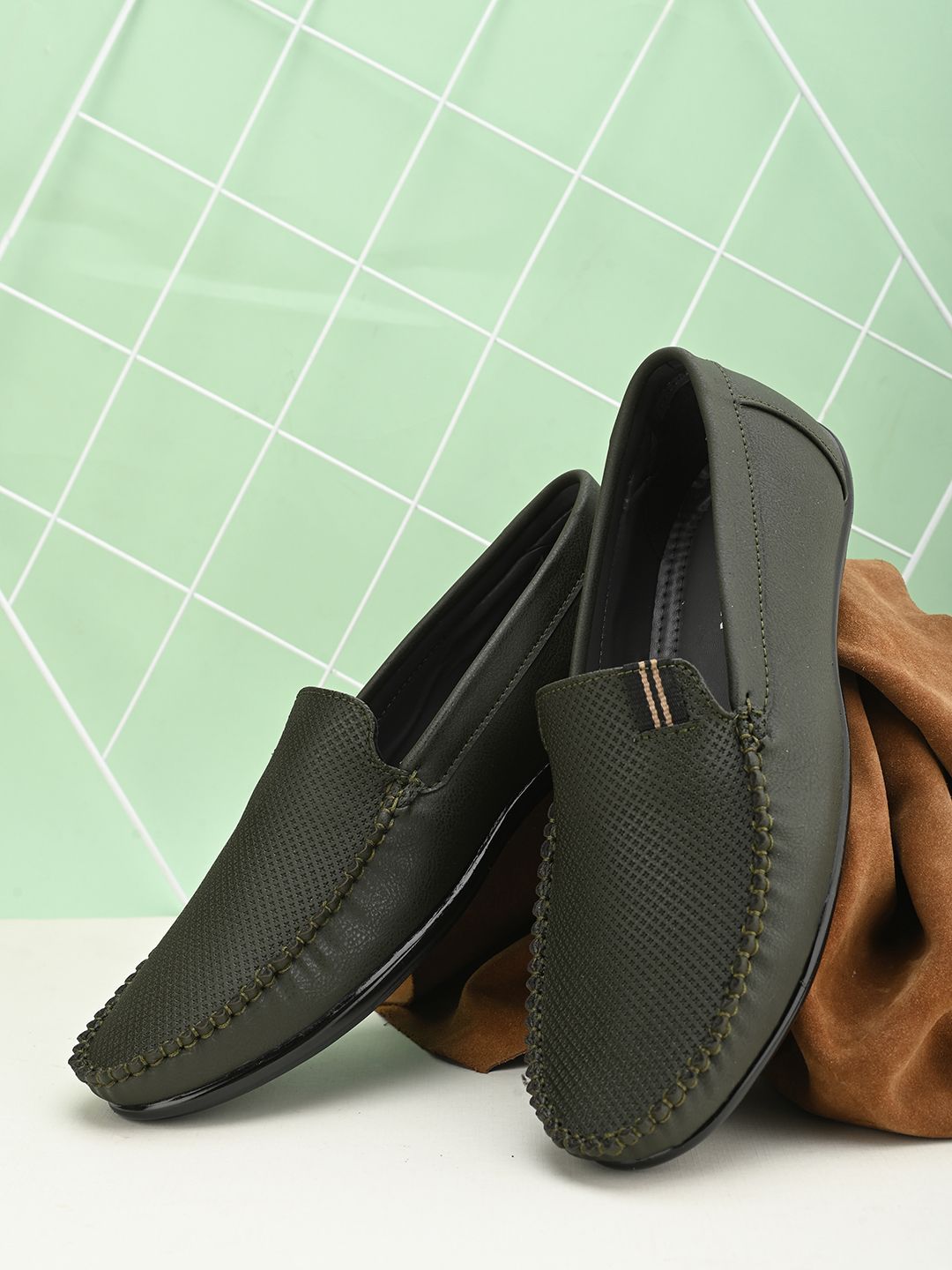 Killer Men Textured Slip on Loafers