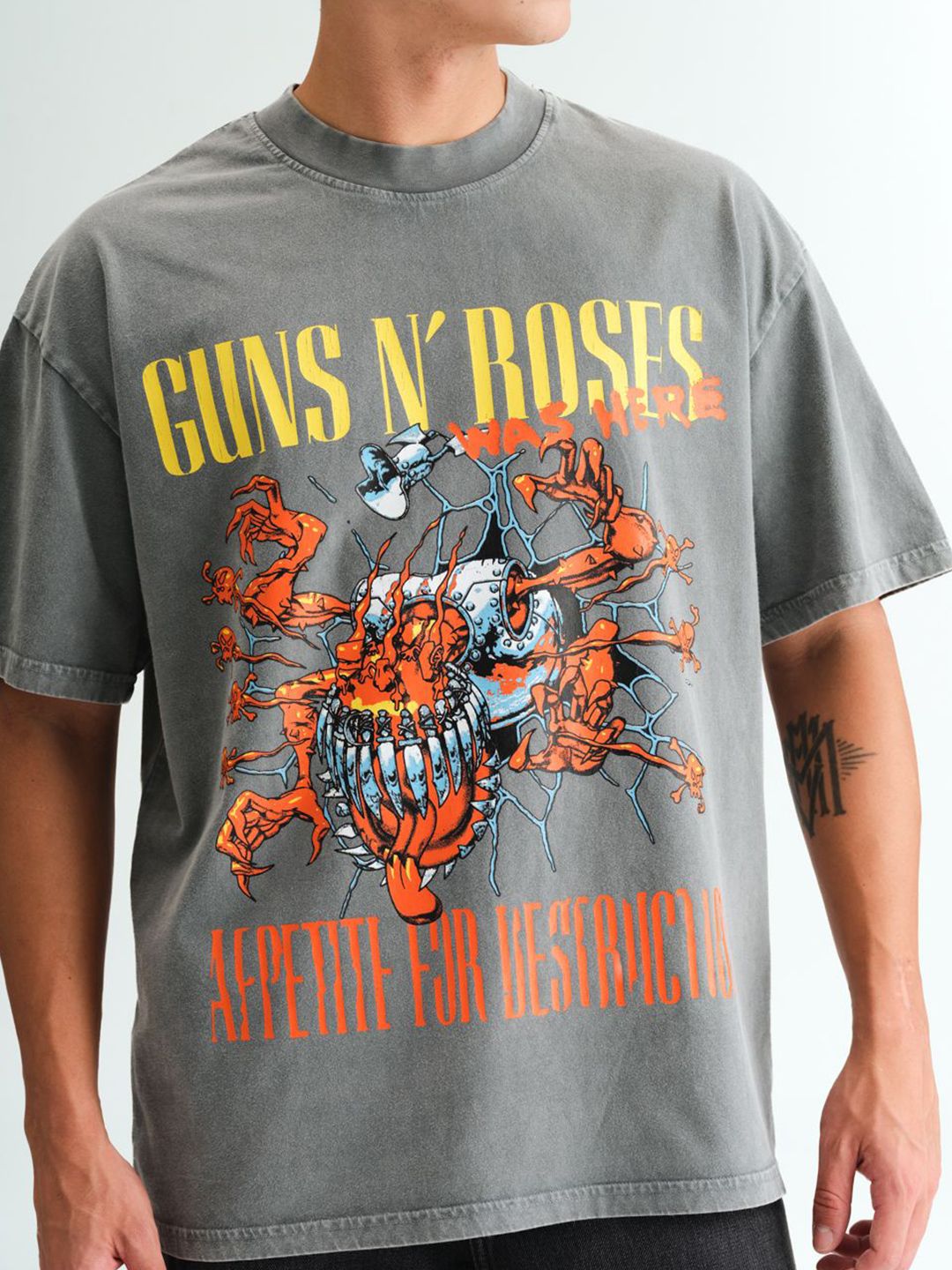 Buy Guns N' Roses Graphic Oversized Round Neck T-shirt - Tshirts