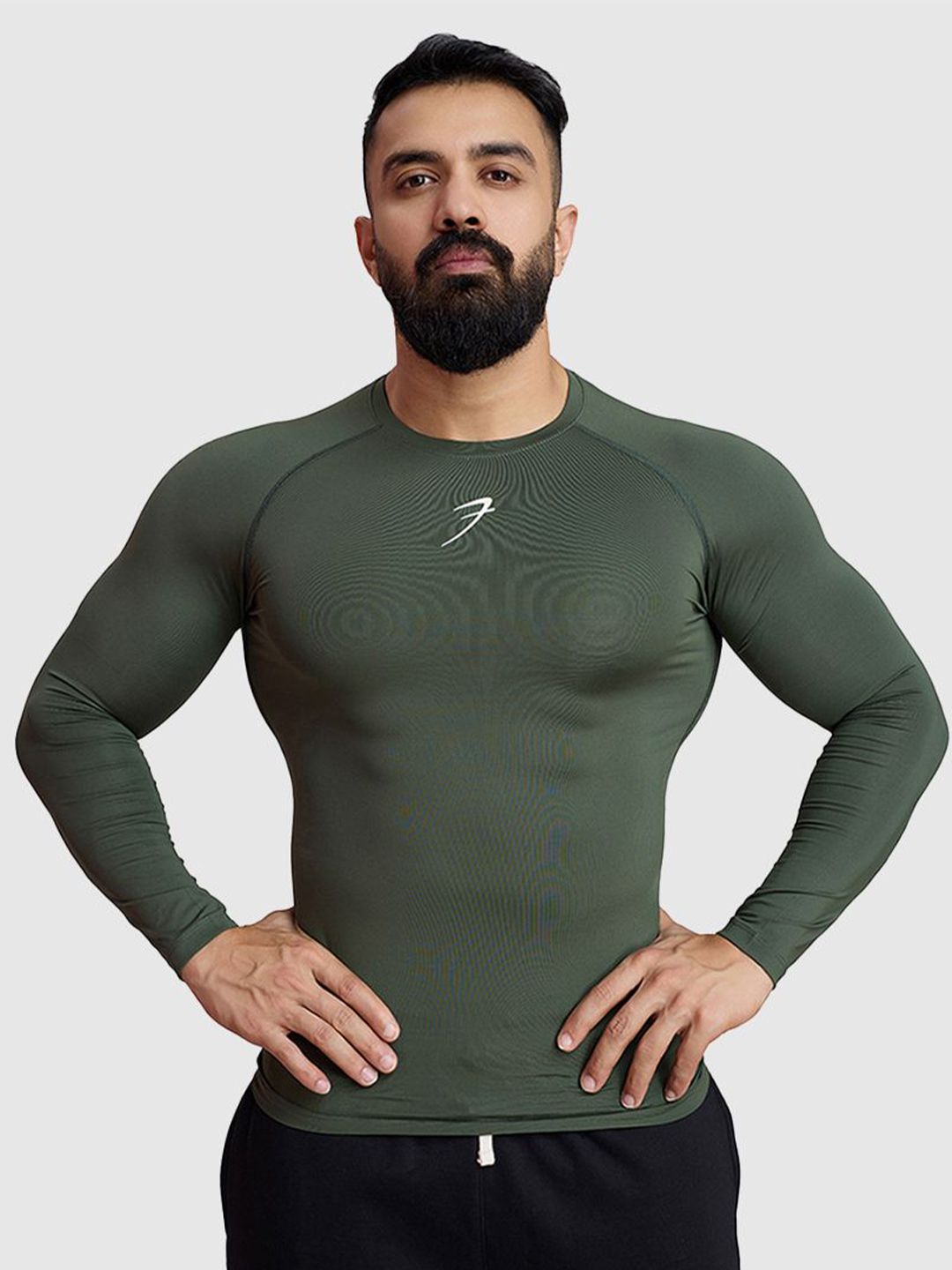 FUAARK Men Moisture-Wicking Raglan Sleeves Compression T-Shirt