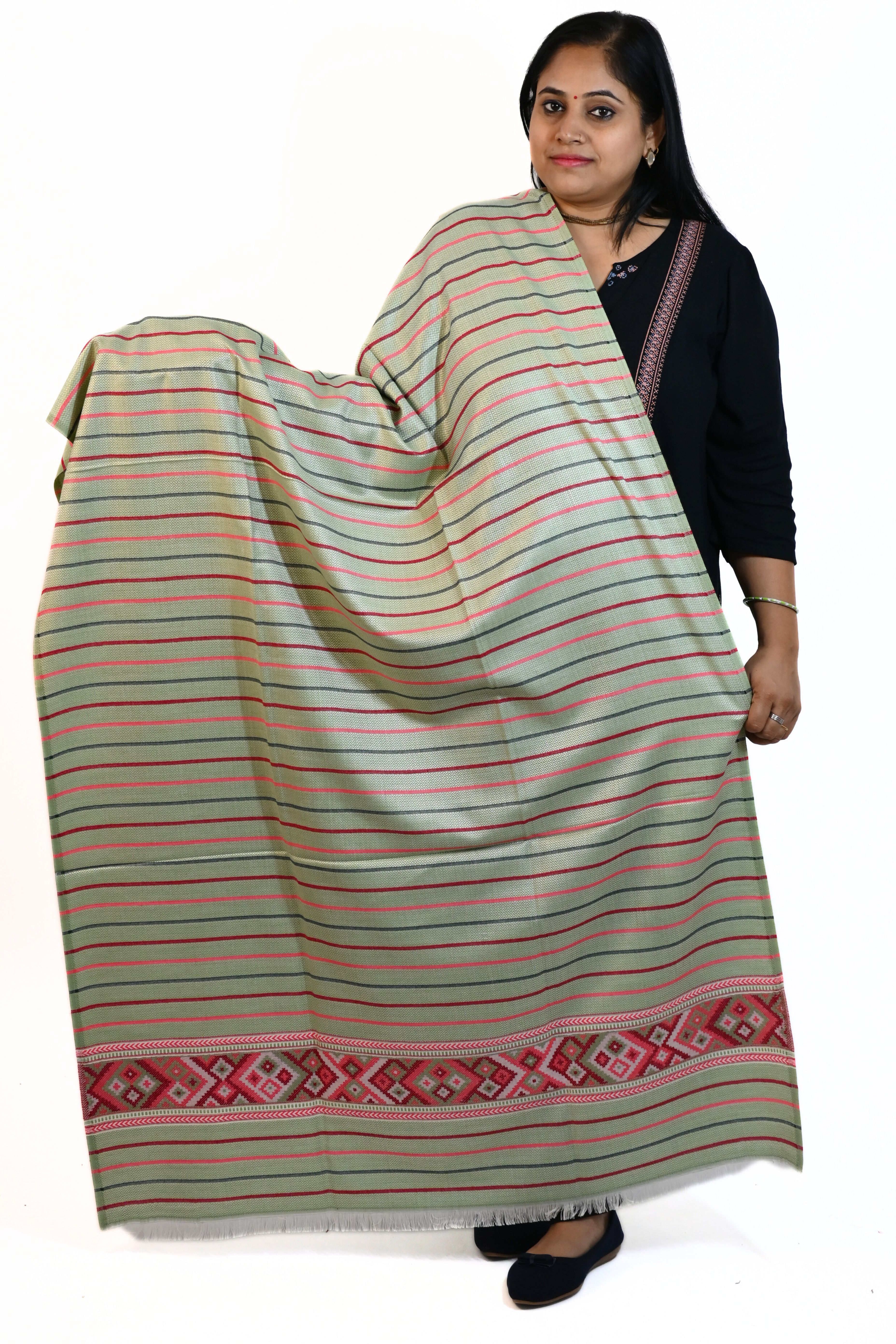 Vrinde Women Striped Printed Shawl