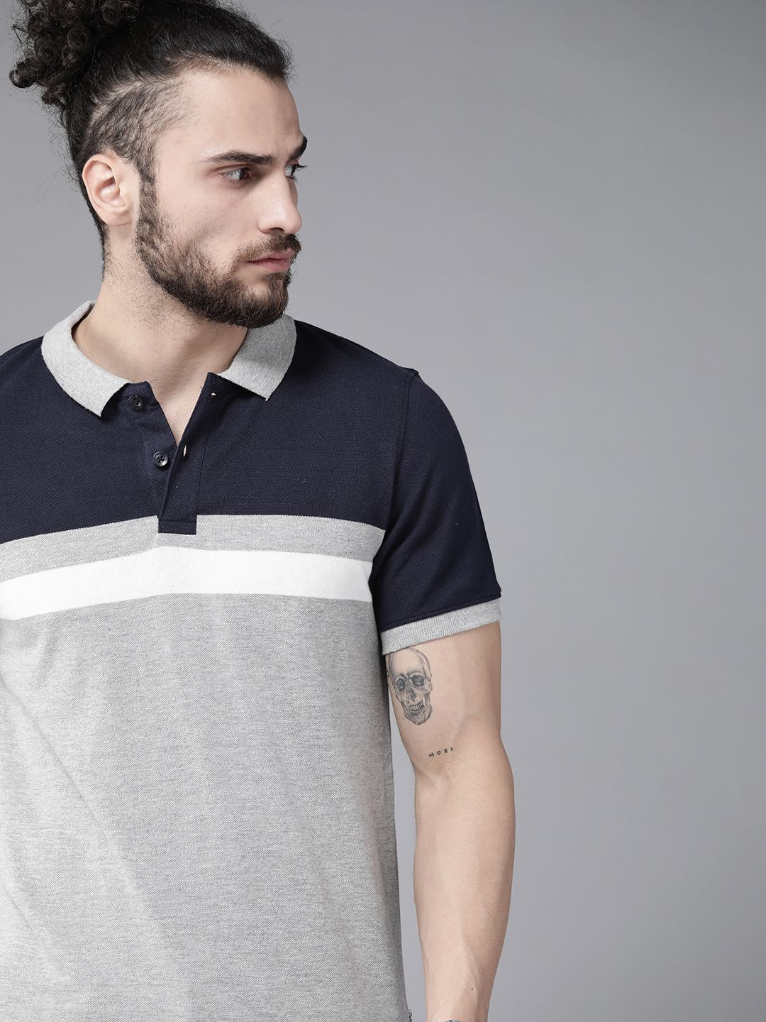 Roadster Men Grey Melange & Navy Blue Colourblocked Polo Collar T-shirt