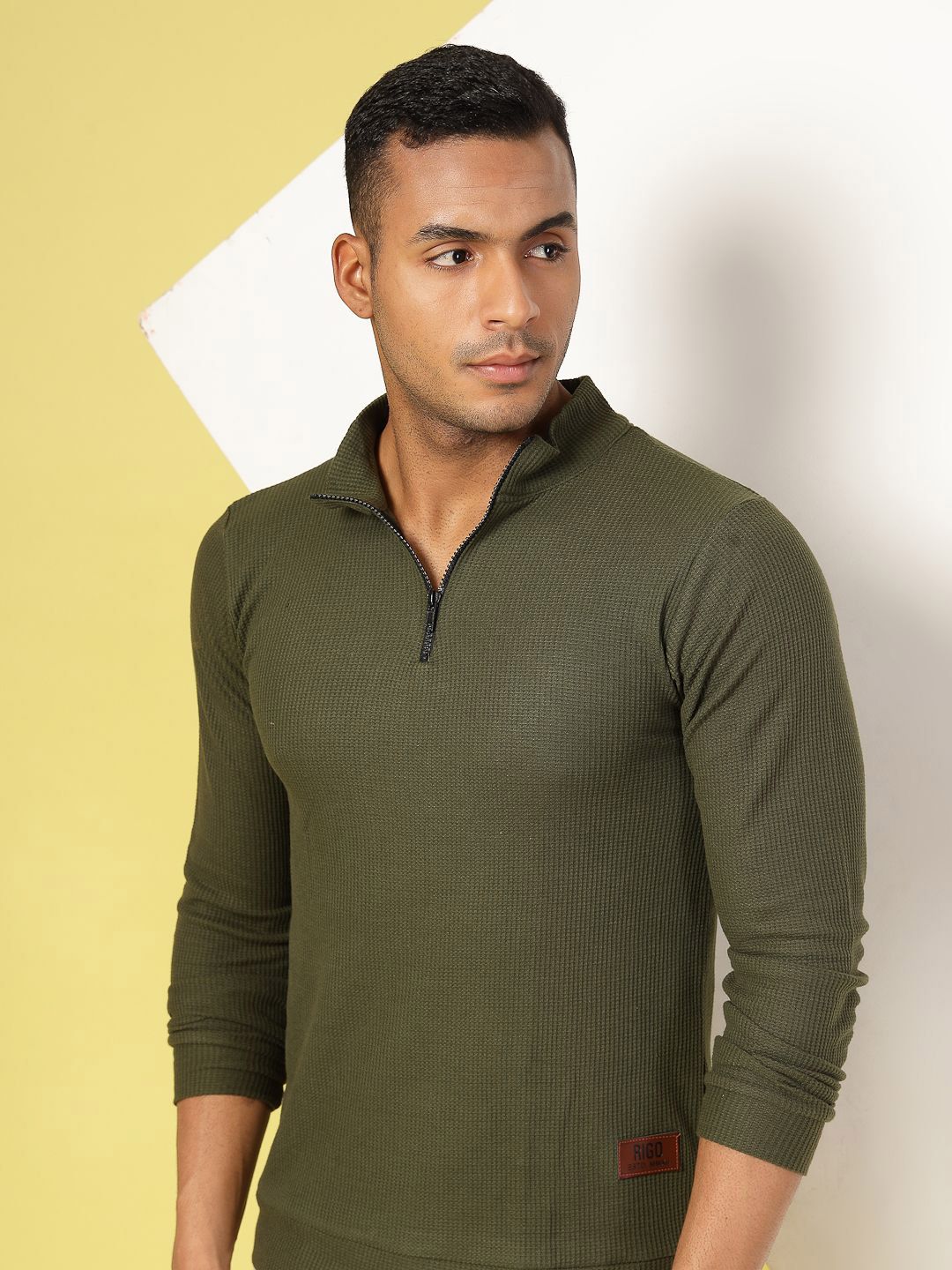 Rigo Men Henley Neck Slim Fit T-shirt