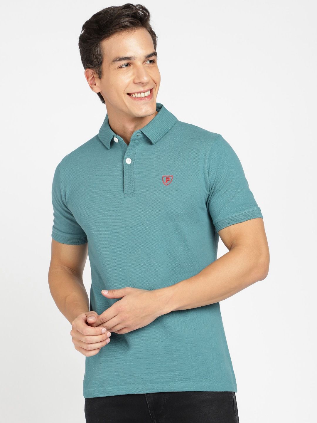 Provogue Men Polo Collar Applique Slim Fit T-shirt