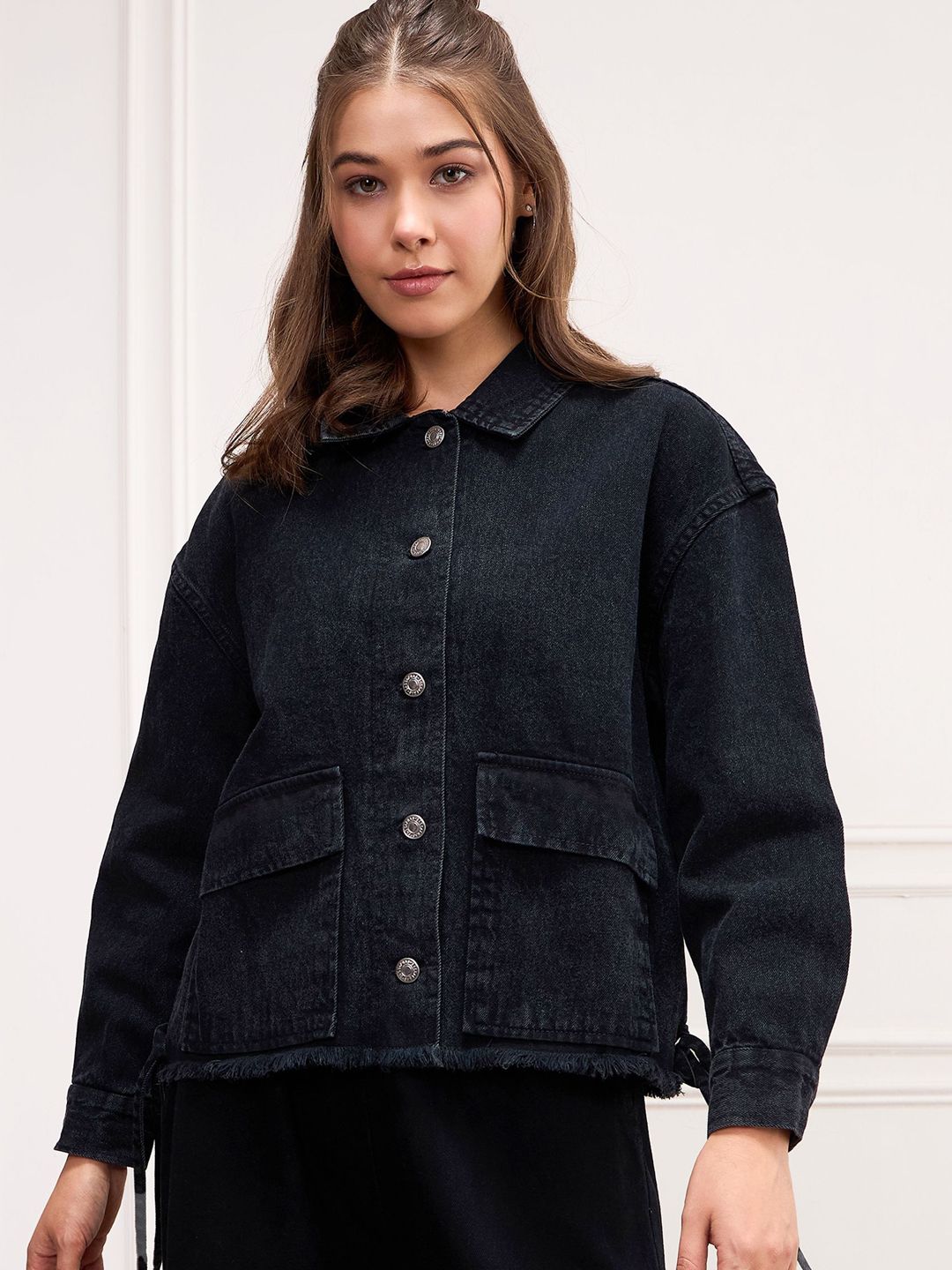 SASSAFRAS Women Denim Jacket with Embroidered