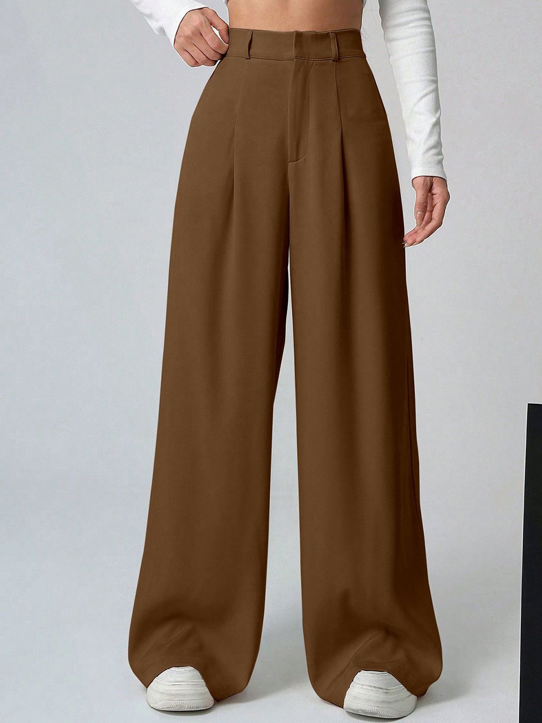 AAHWAN Women Relaxed Loose Fit High-Rise Pleated Trousers