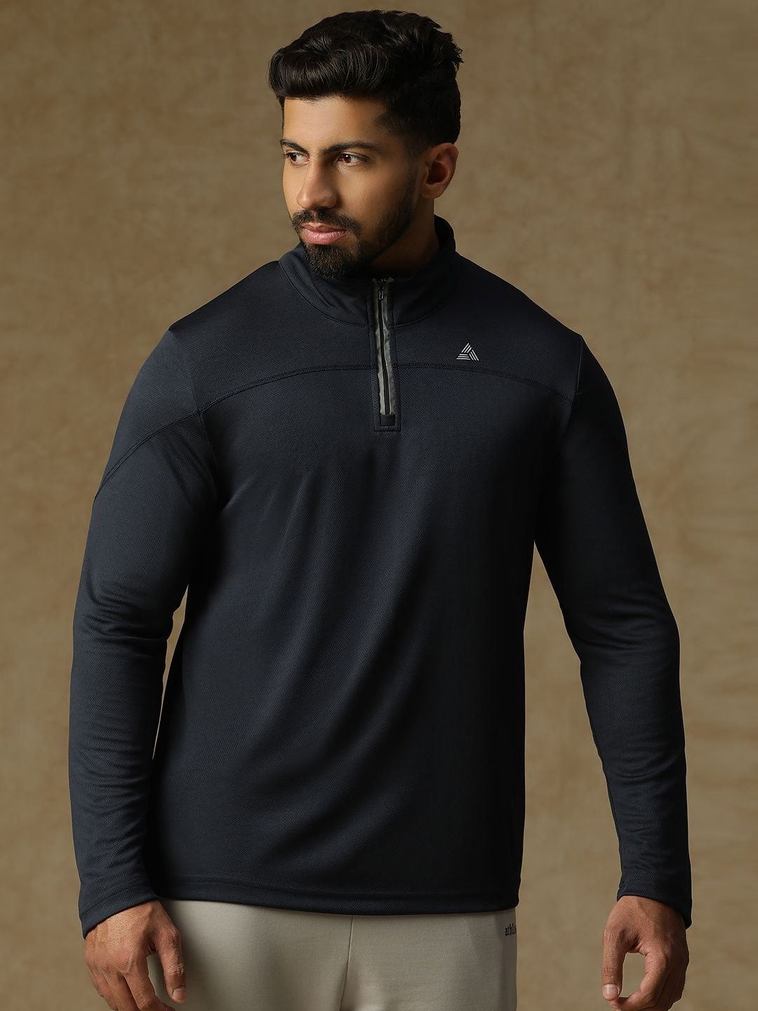 ATHLISIS Men Mandarin Collar Dri-FIT Pockets Slim Fit T-shirt