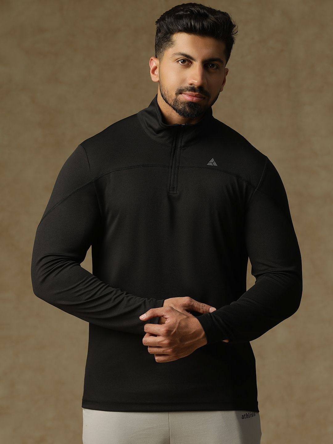 ATHLISIS Men Mandarin Collar Dri-FIT Pockets Slim Fit T-shirt