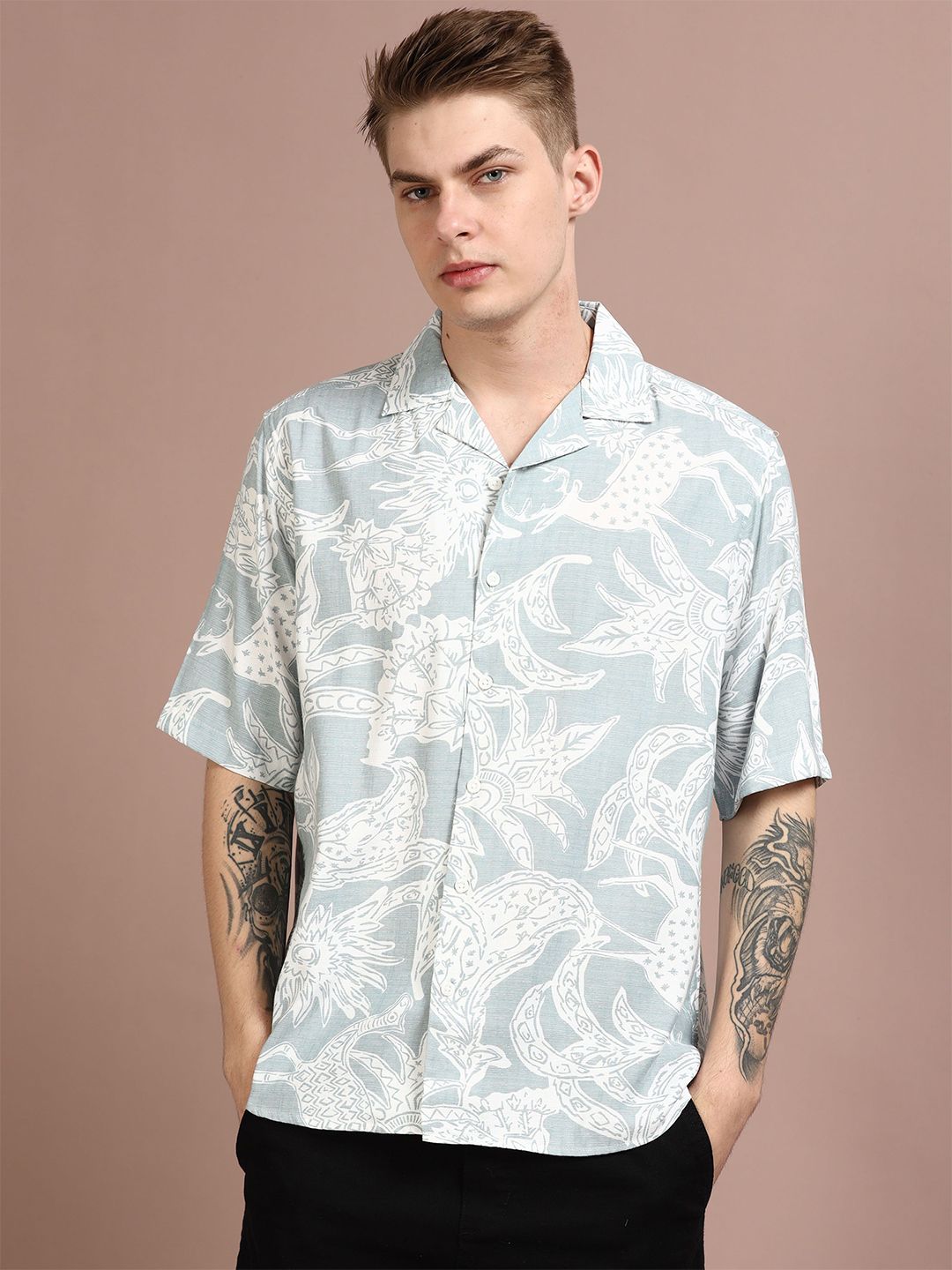 StitchX Men Boxy Fit Faded Printed Casual Shirt