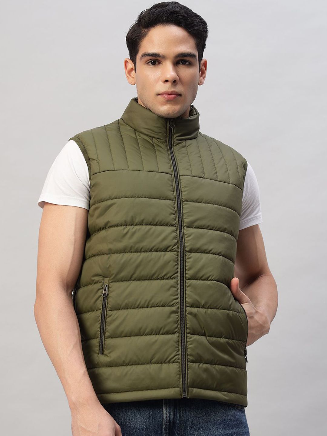 AR-FIT Men Geometric Striped Polyester Lightweight Puffer Jacket
