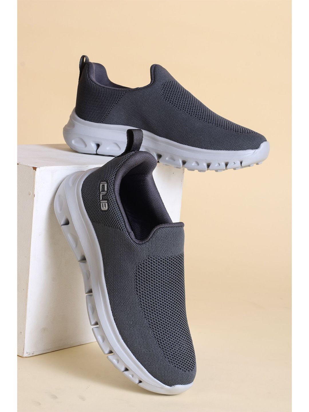 Columbus Men Non-Marking Walking Shoes