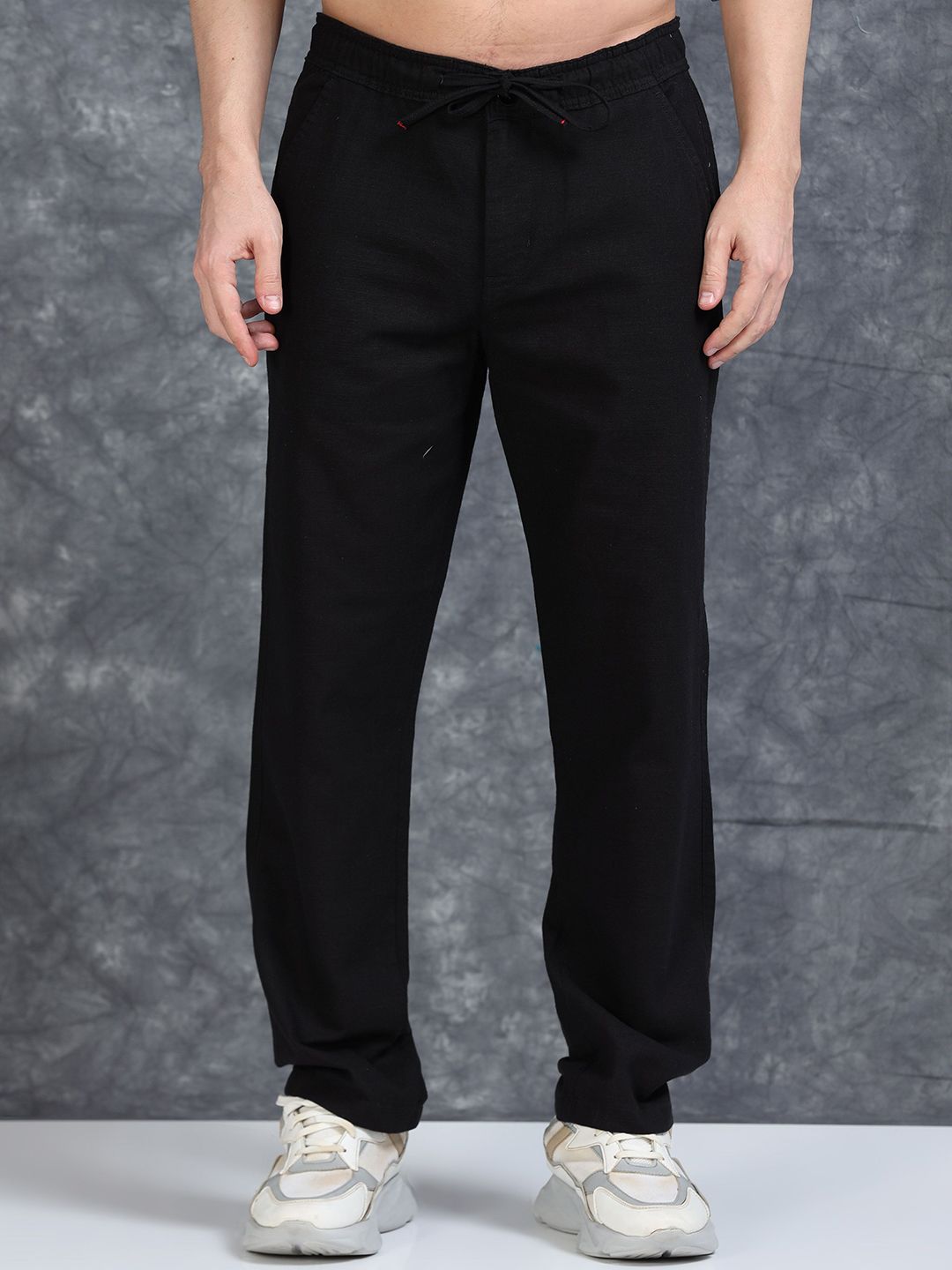 The Roadster Lifestyle Co. Men Linen Relaxed-Fit Regular Trousers