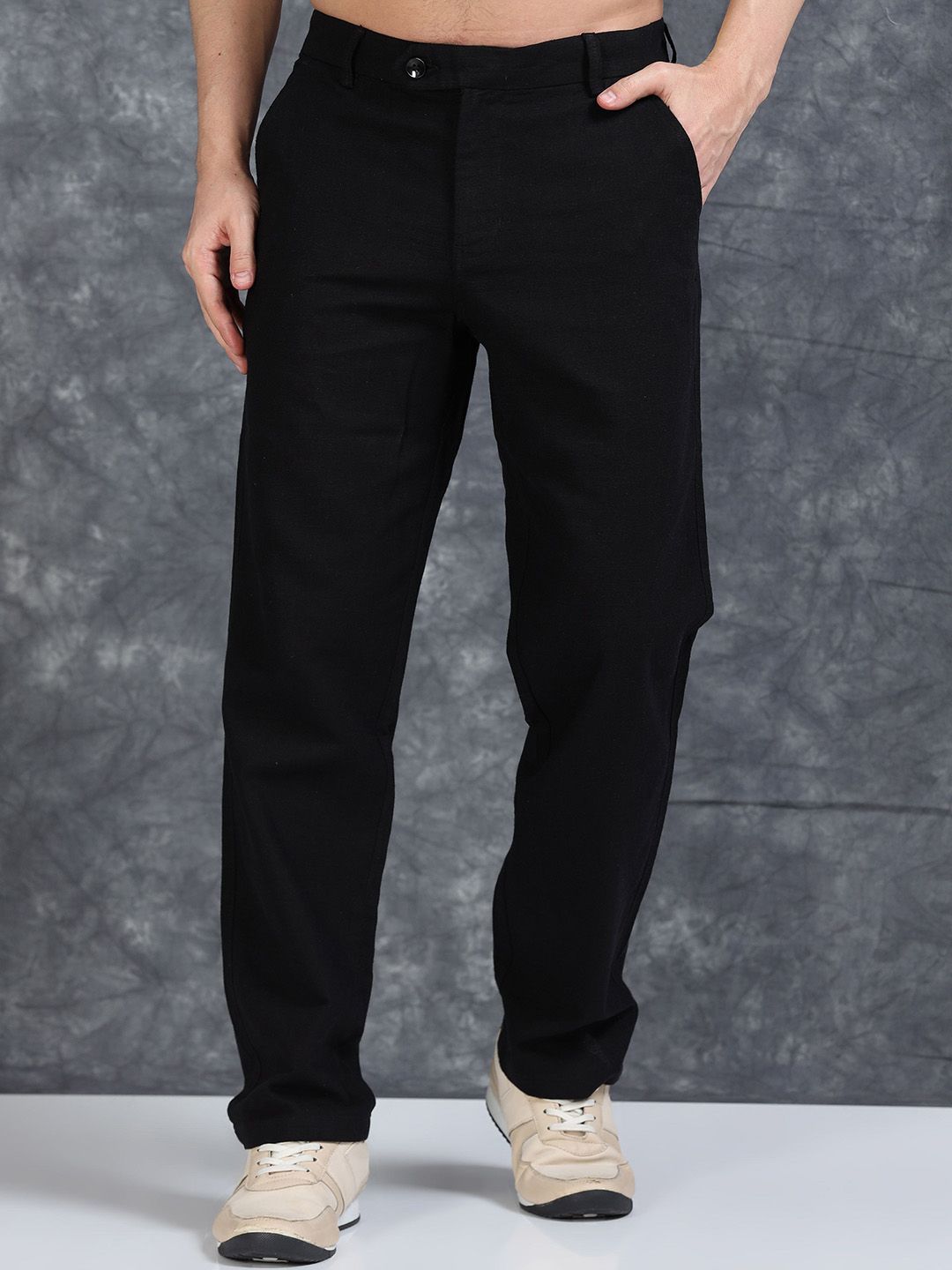 The Roadster Lifestyle Co Men Regular Fit Mid Rise Linen Trousers