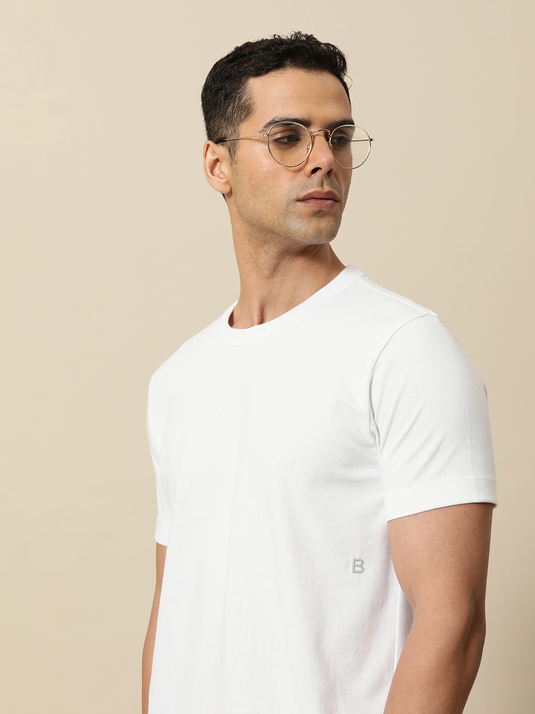 Mr Bowerbird Round Neck Tailored Fit T-shirt With a Notebook