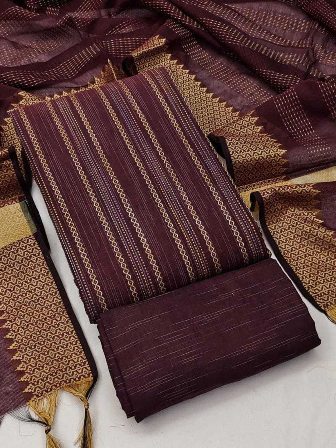 Suha Unstitched Dress Material