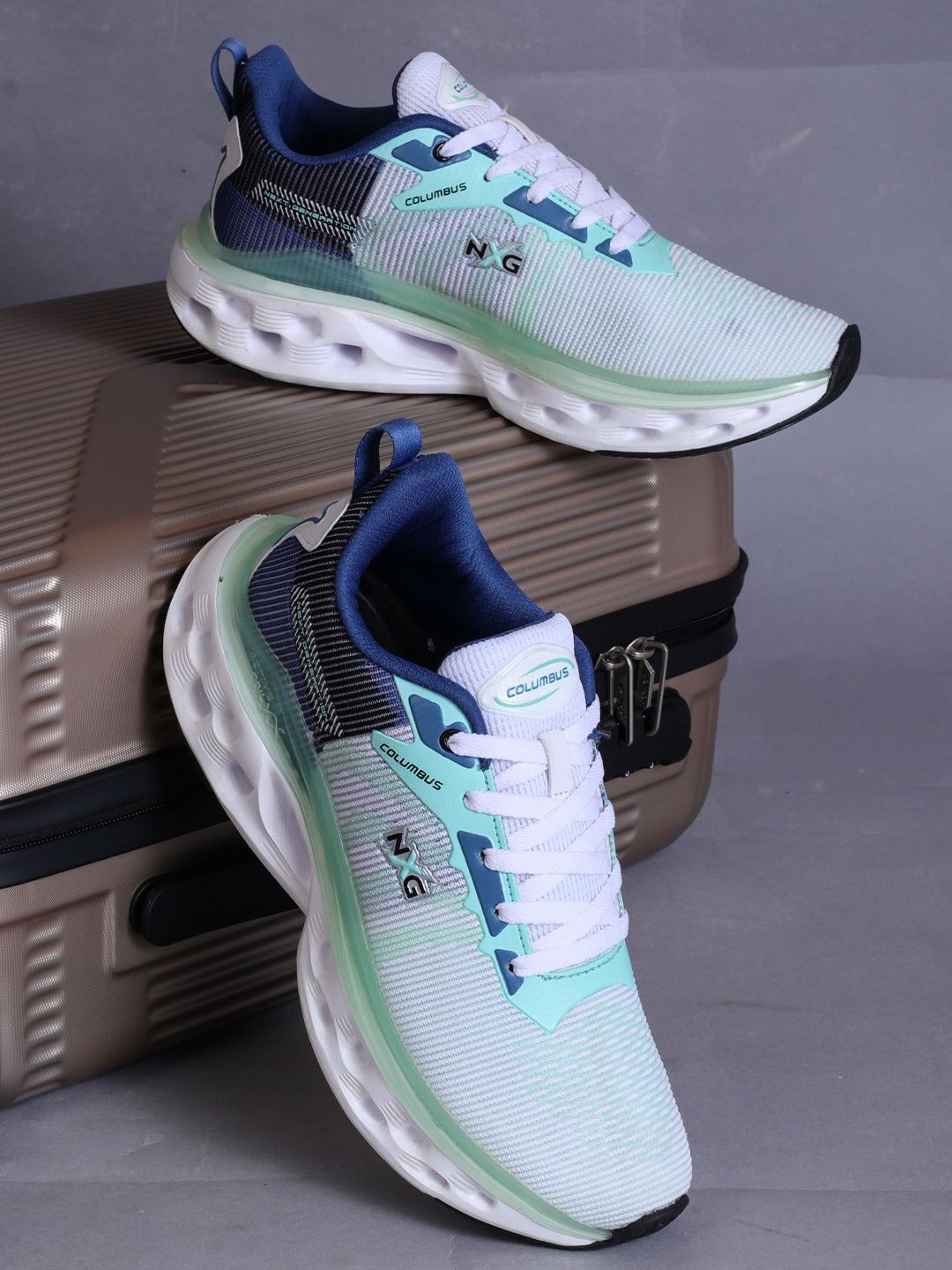 Columbus Men Mesh Running Non-Marking Shoes