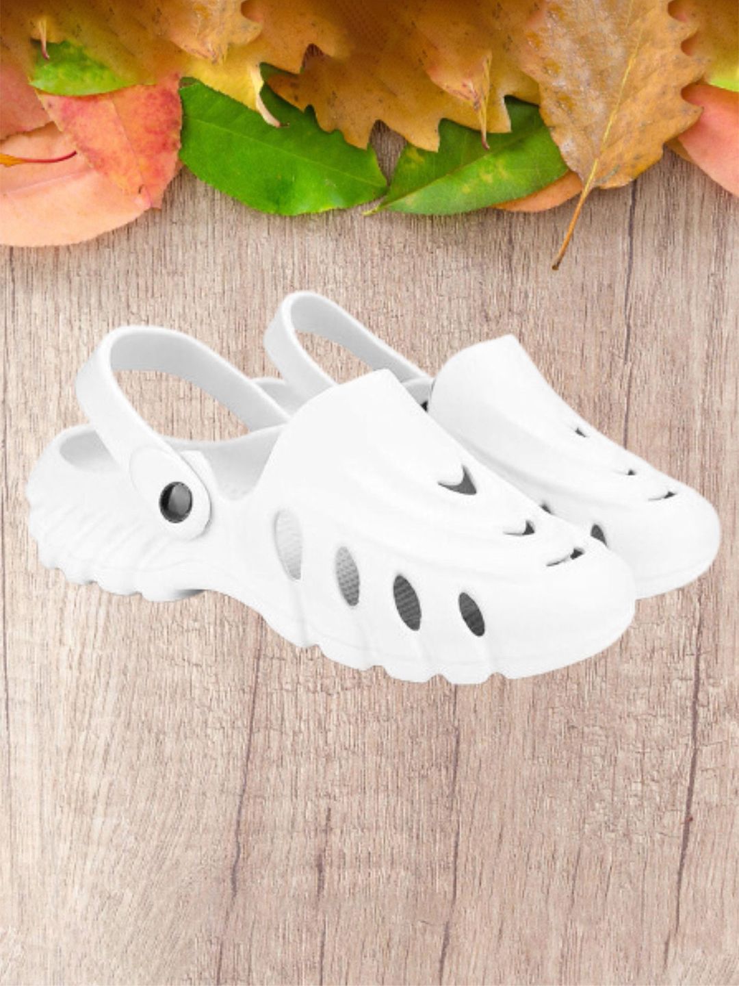 KAPYANSH Men Rubber Clogs