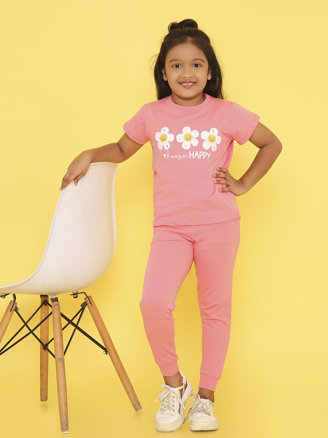 Knitting Doodles Girls Floral Printed Pure Cotton T-Shirt & Joggers