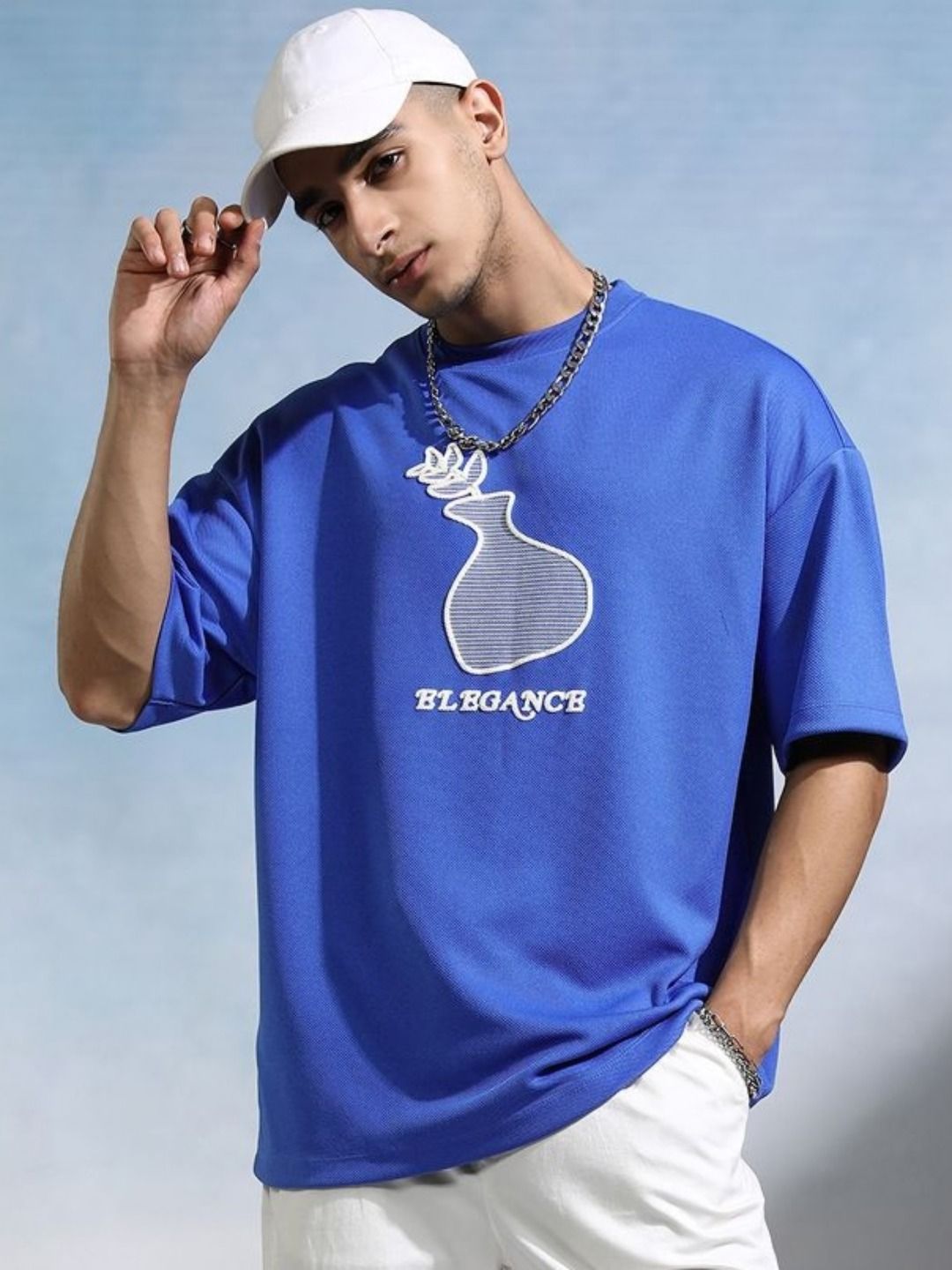 HIGHLANDER Men Drop-Shoulder Sleeves Oversized T-shirt