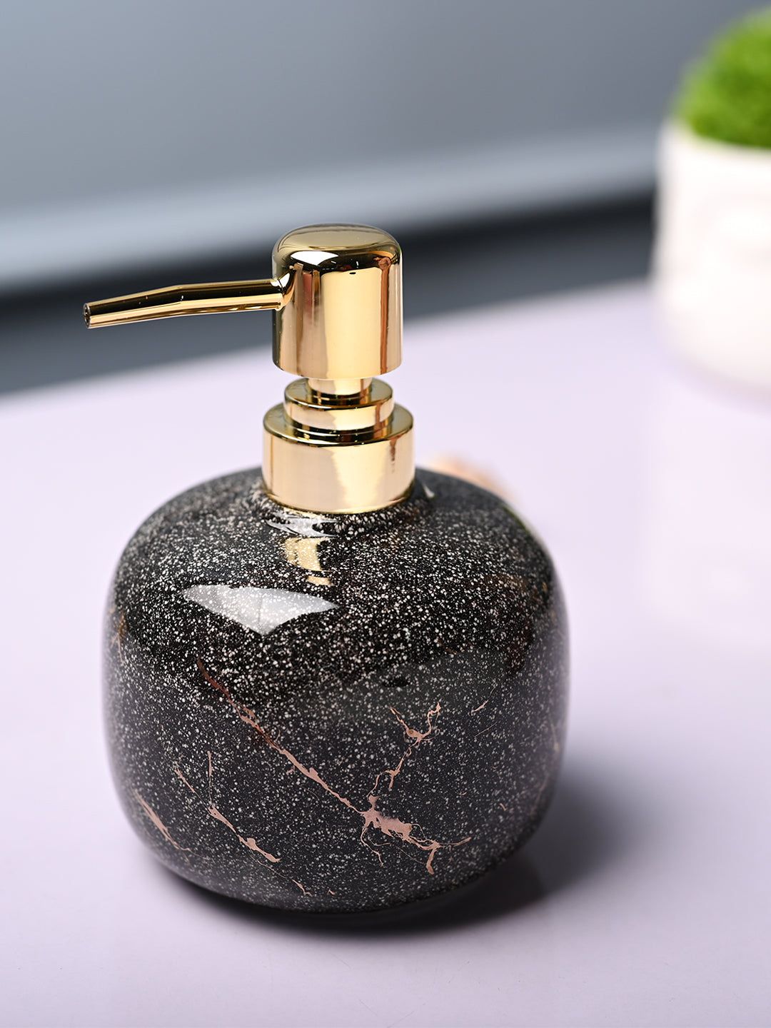 MARKET99 Black & White Abstract Printed Cylindrical Iron Waterproof Soap Dispenser- 300 ml