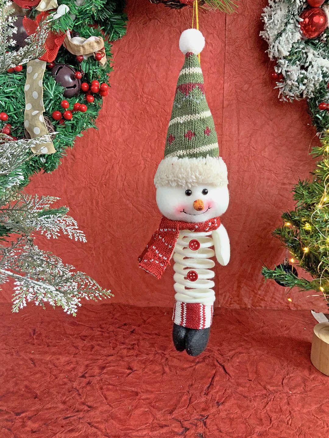 Little Surprise Box Red & White Spring Snowman Christmas Tree