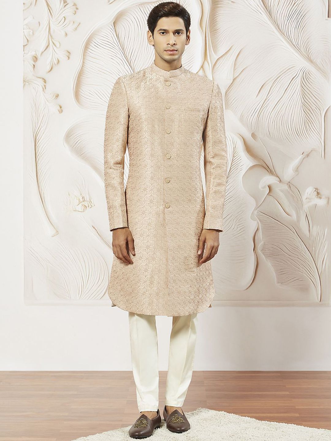 VASTRAMAY Embroidered Sherwani Set
