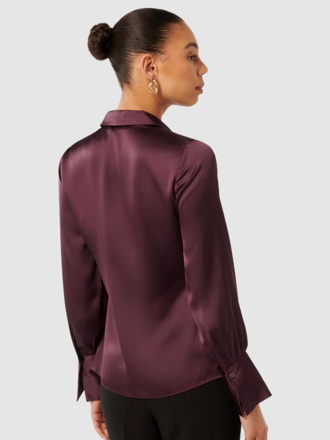 Smart Spread Collar Solid Casual Shirt