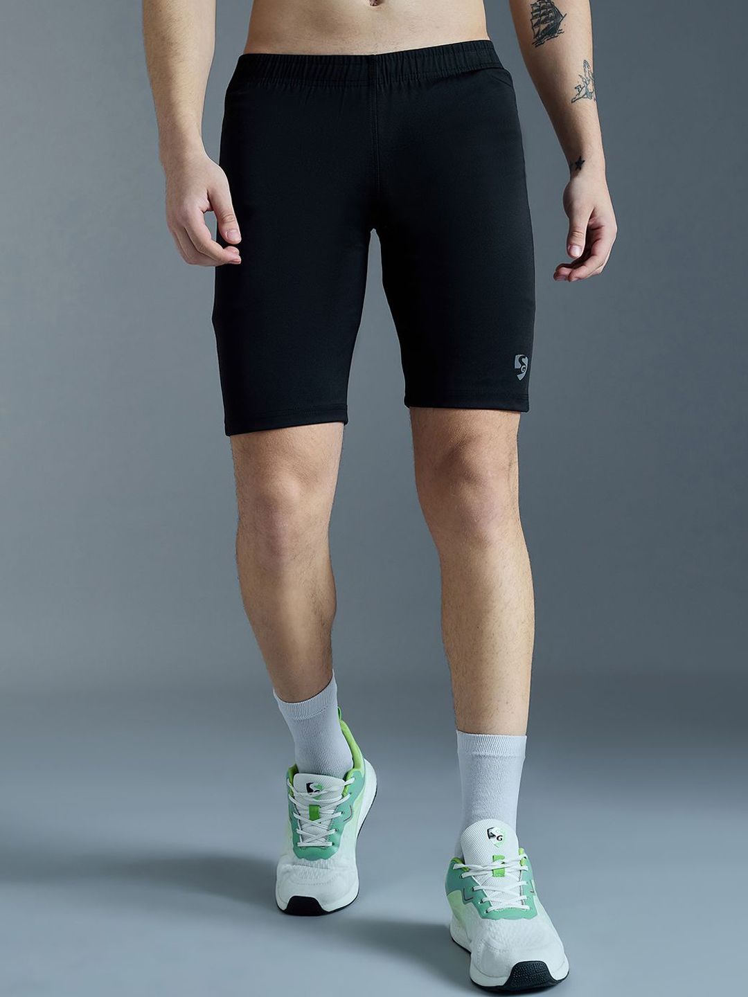 SG Men Regular Fit Mid-Rise Sports Shorts