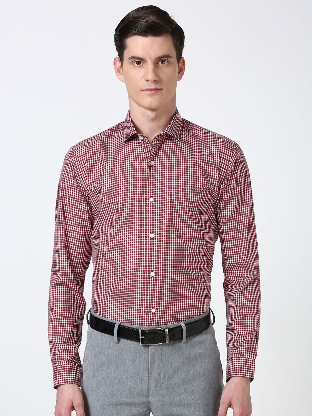 Peter England Men Spread Collar Micro Checked Cotton Casual Shirt