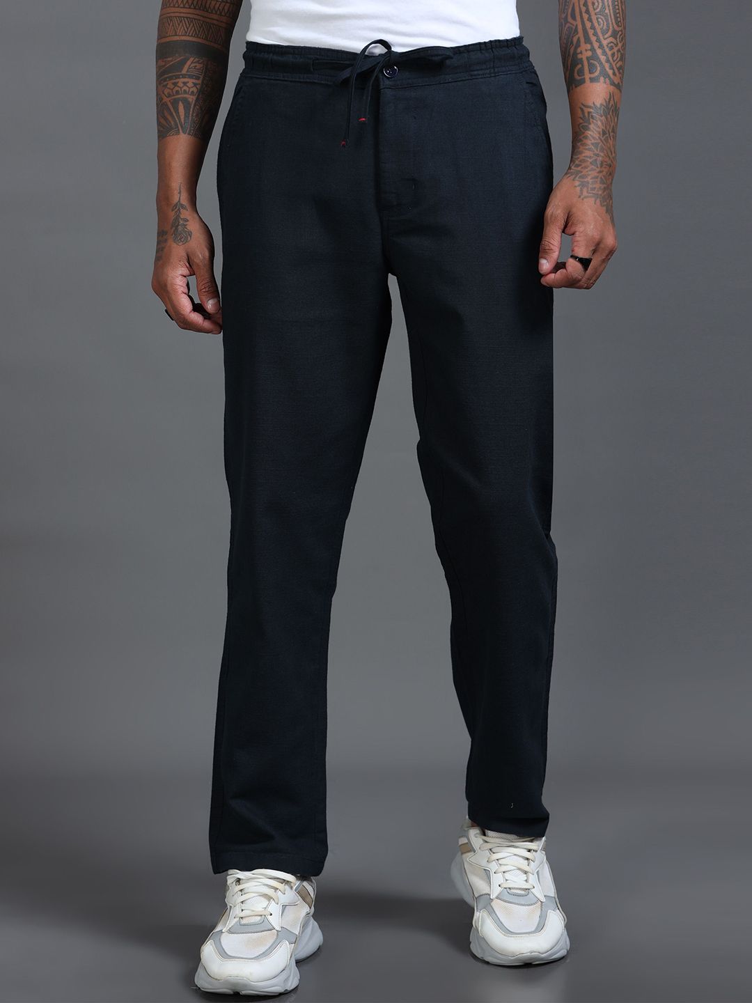 The Roadster Lifestyle Co Men Relaxed Fit Trousers