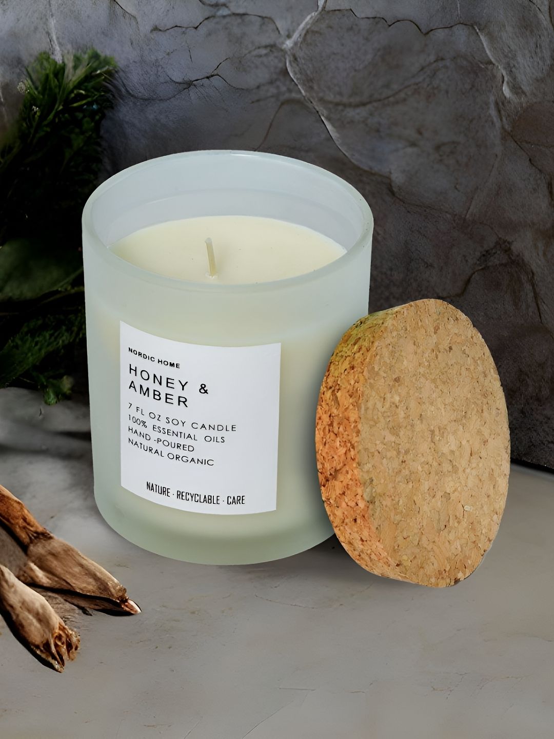 Aura Scented 1 Wick Honey & Amber Solid Geometric Regular Jar Candles