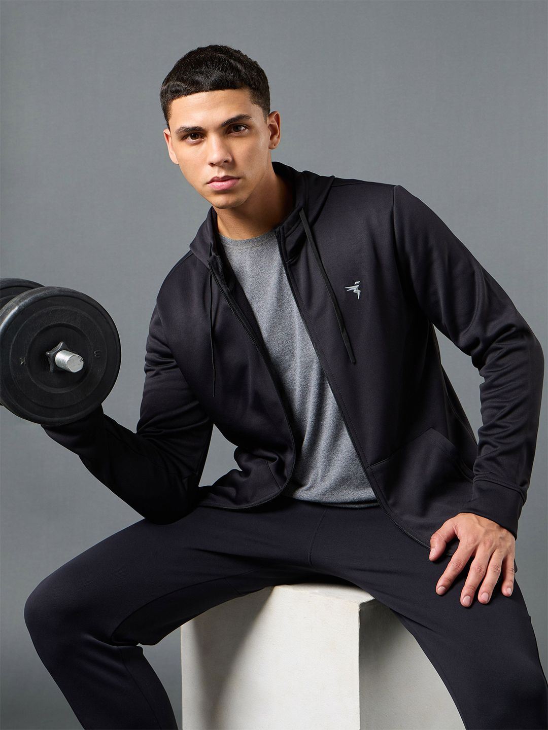 Technosport Men Solid Slim Fit Hooded Sports Sweatshirt