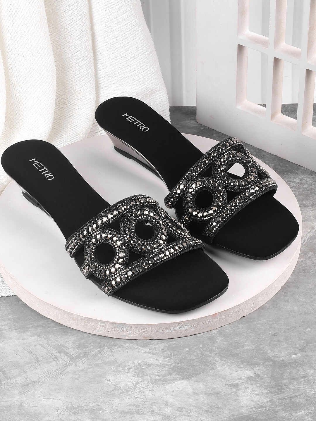 Metro Metro Women Embellished Wedge Heels