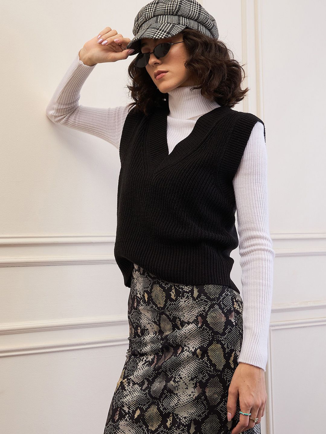 Buy SASSAFRAS Women Crop Sweater Vest - Sweaters for Women