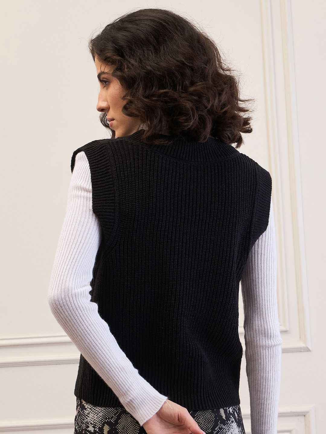 Buy SASSAFRAS Women Crop Sweater Vest - Sweaters for Women
