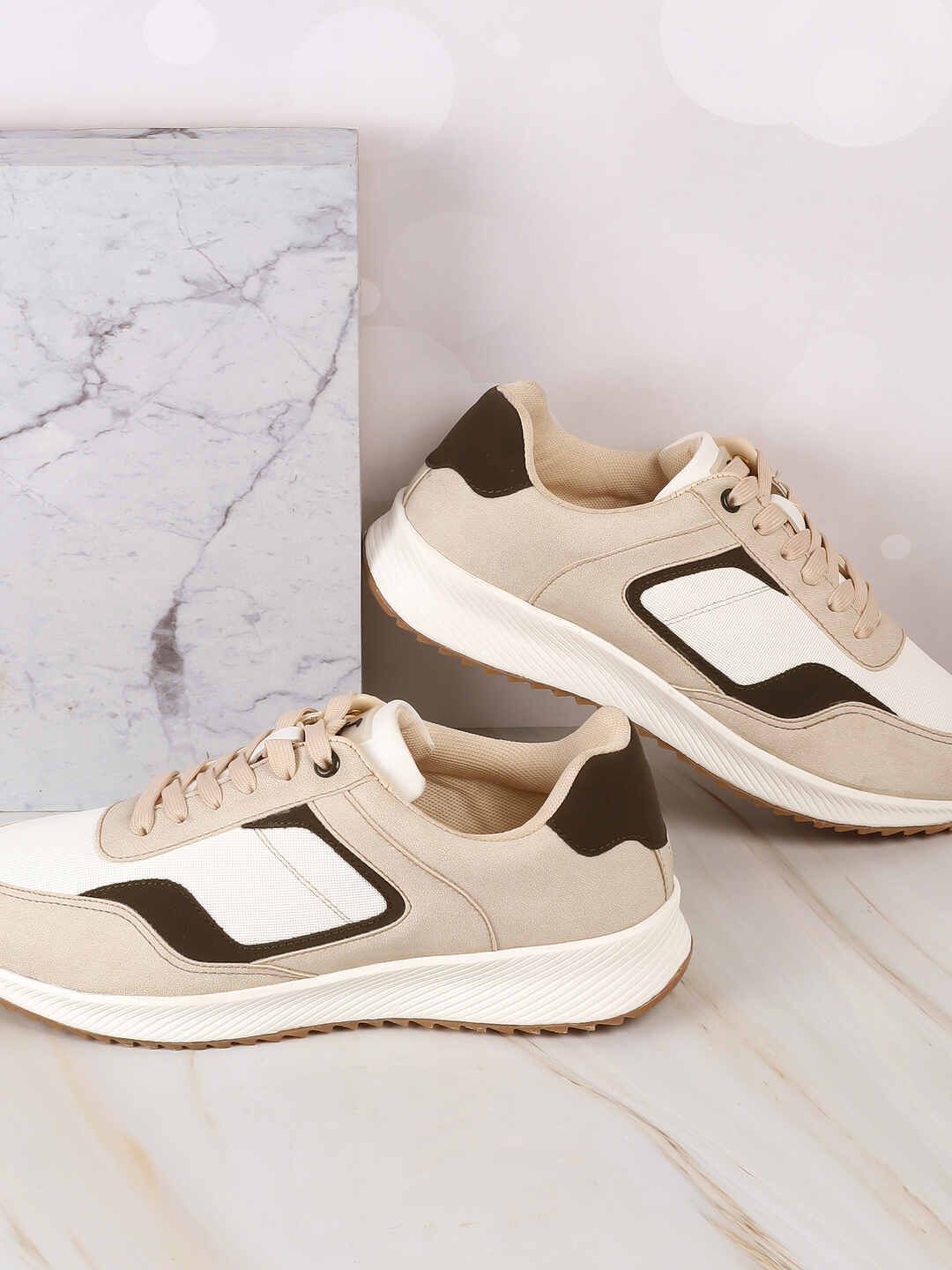 8YARDS Men’s ERITSUKI Buy Mochi Men Colourblocked Sneakers - Casual Shoes for Men
