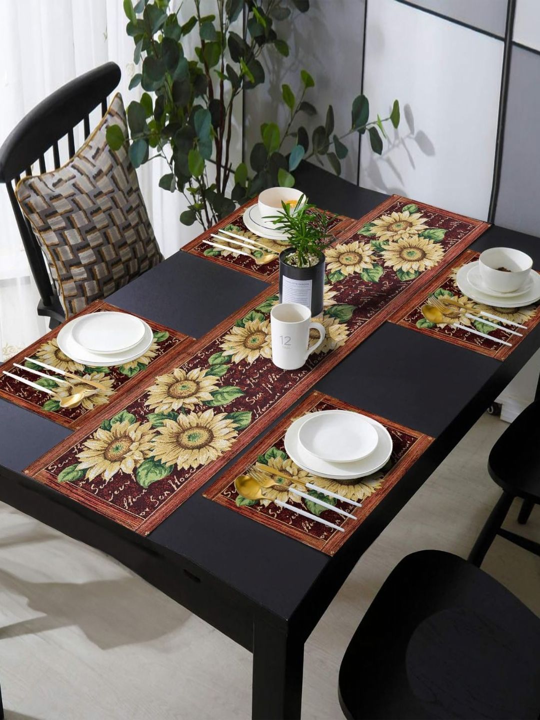 PRAKARTIK Set of 5 Red Printed Rectangle Shaped Cotton Dining Table Mats With Runner