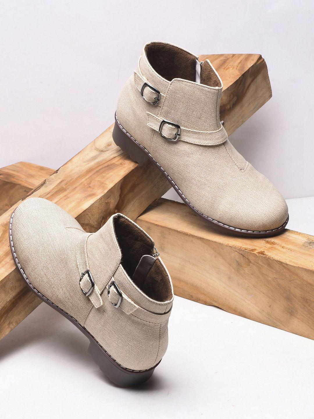 Try Me Women Solid Casual Block-Heeled Chelsea Boots With Buckle Detail