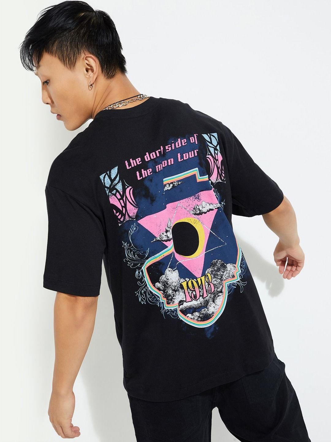 Buy Max URB_N Men Oversized Pink Floyd Printed T-shirt - Tshirts