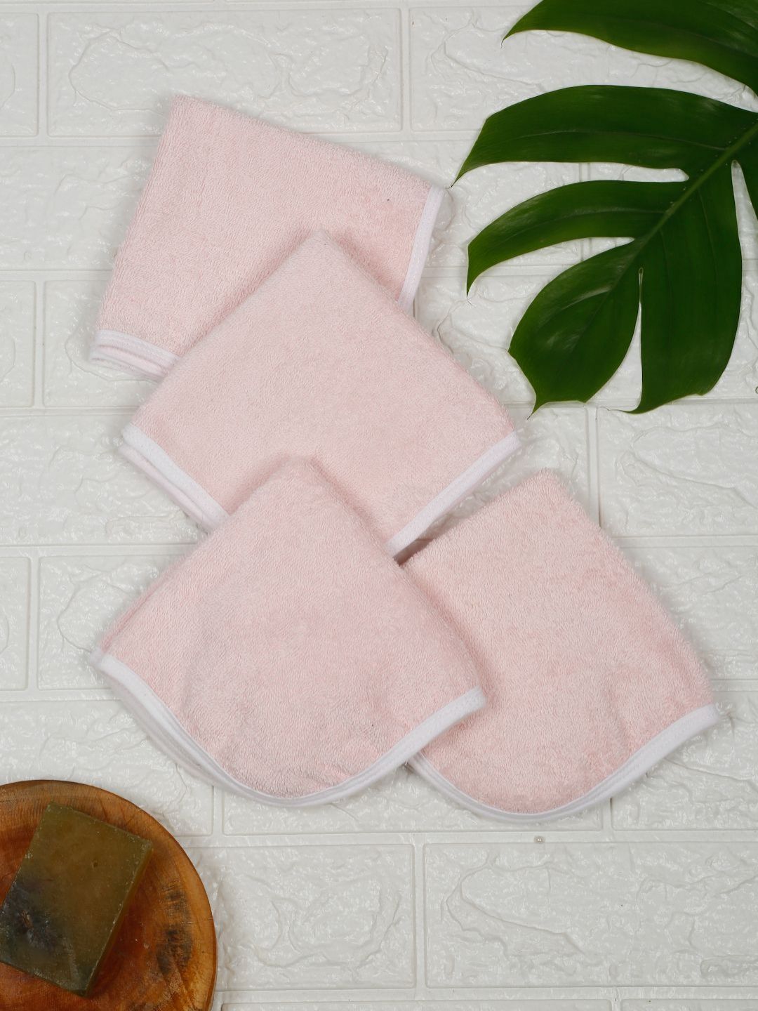Creeva Pink & White 4 Pieces Cotton Face Towels