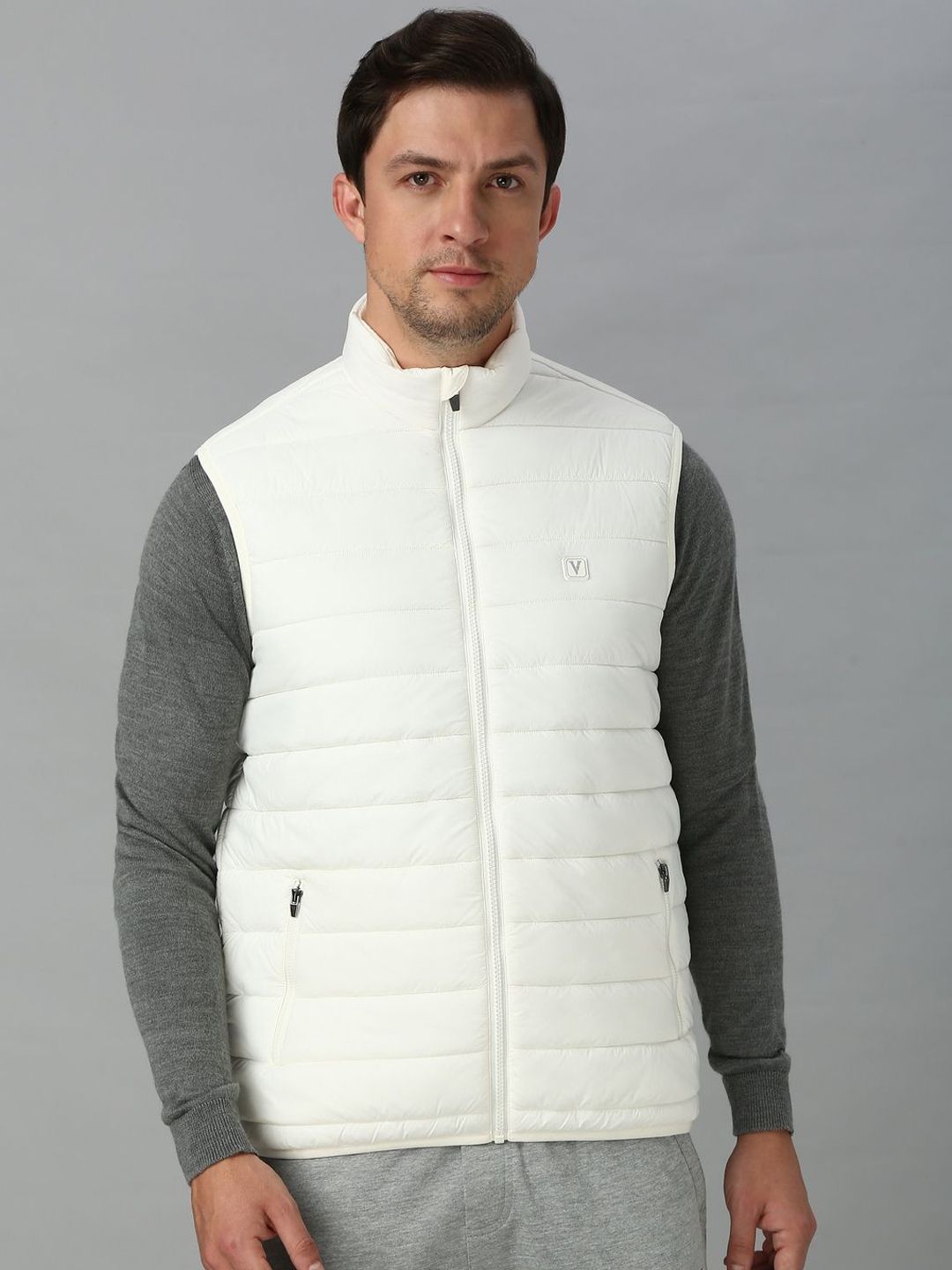 Van Heusen Innerwear Athleisure Men Solid High Neck Sleeveless Quilted Jacket