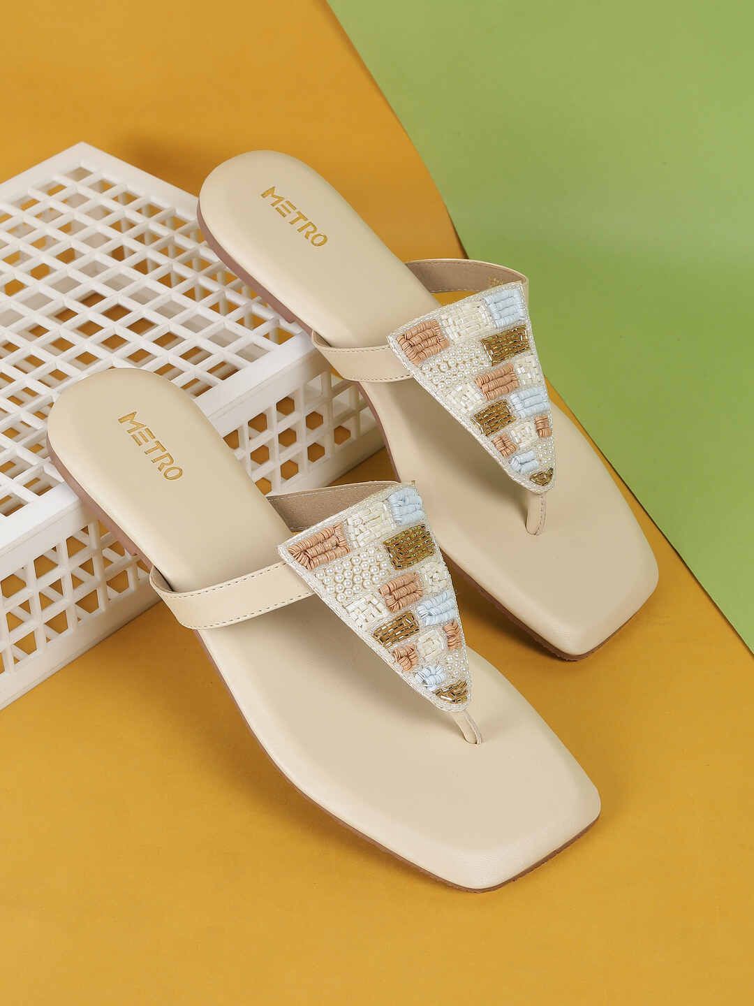 Metro Metro Women Embellished Open Toe Flats with Bows